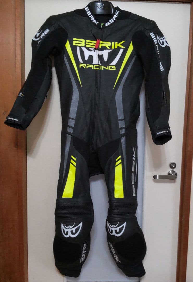 Eito　べリック(50・L)ハイグレードモデル牛革レーシングスーツ新品