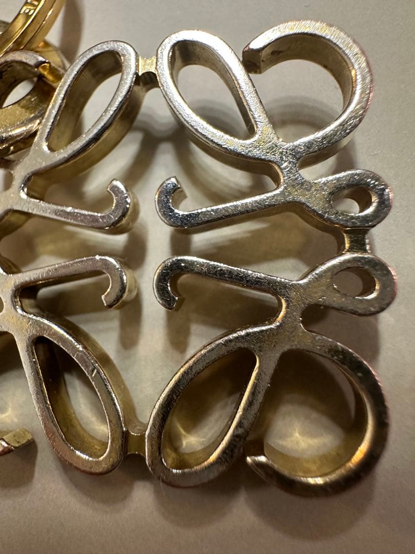 LOEWEゴールド キーホルダー※お値段下げました