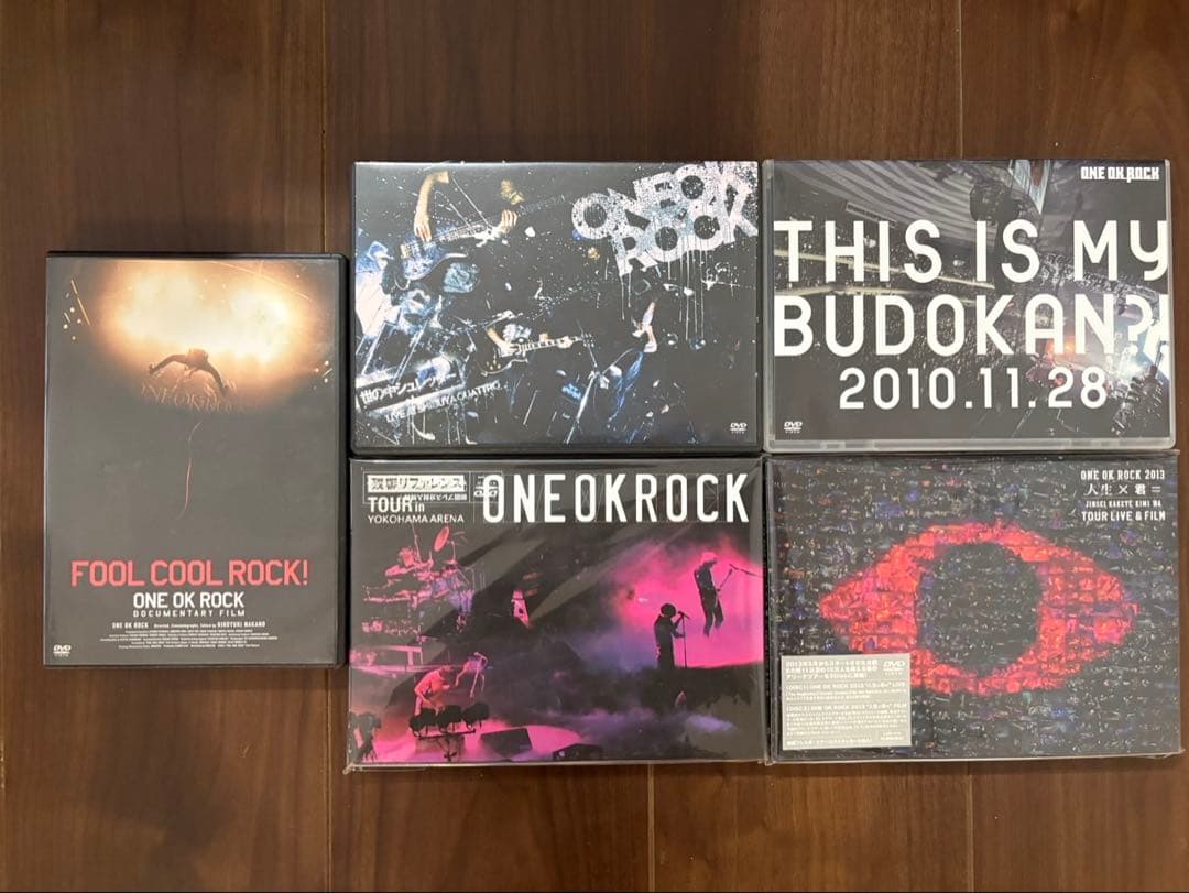 ONE OK ROCK DVD×5・CD×19・Tシャツ・タオル　まとめ売り