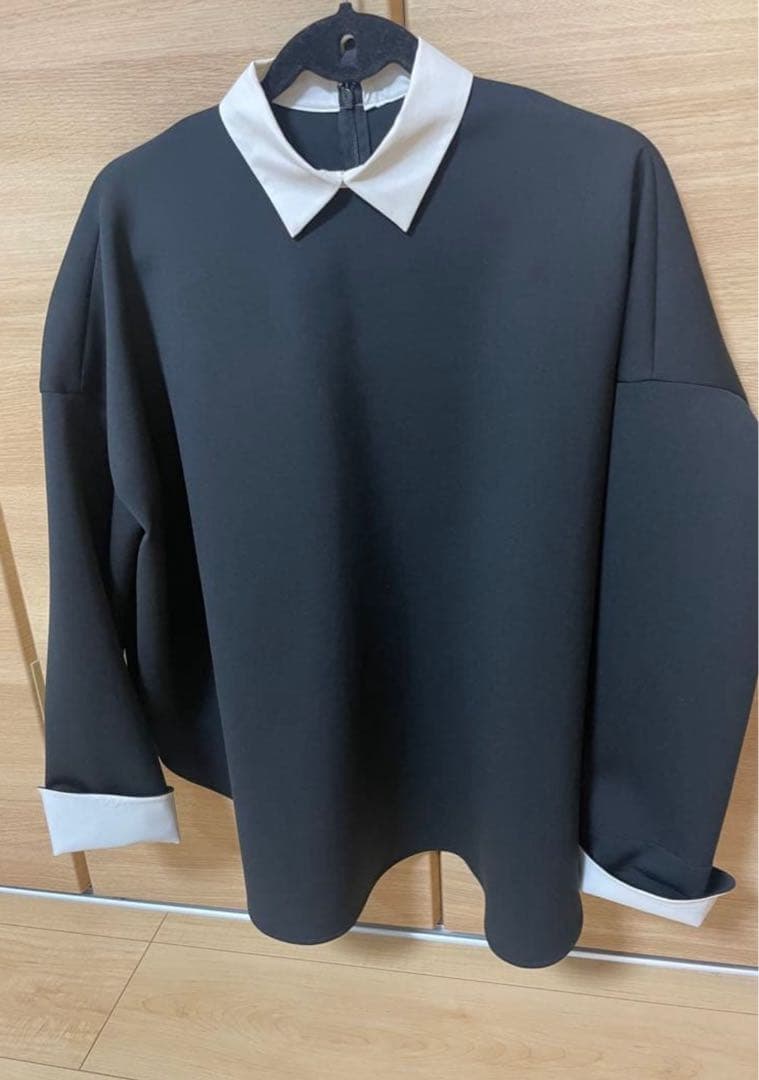 美品　ルフィル　スキューバダンボールブラウス　ブラック