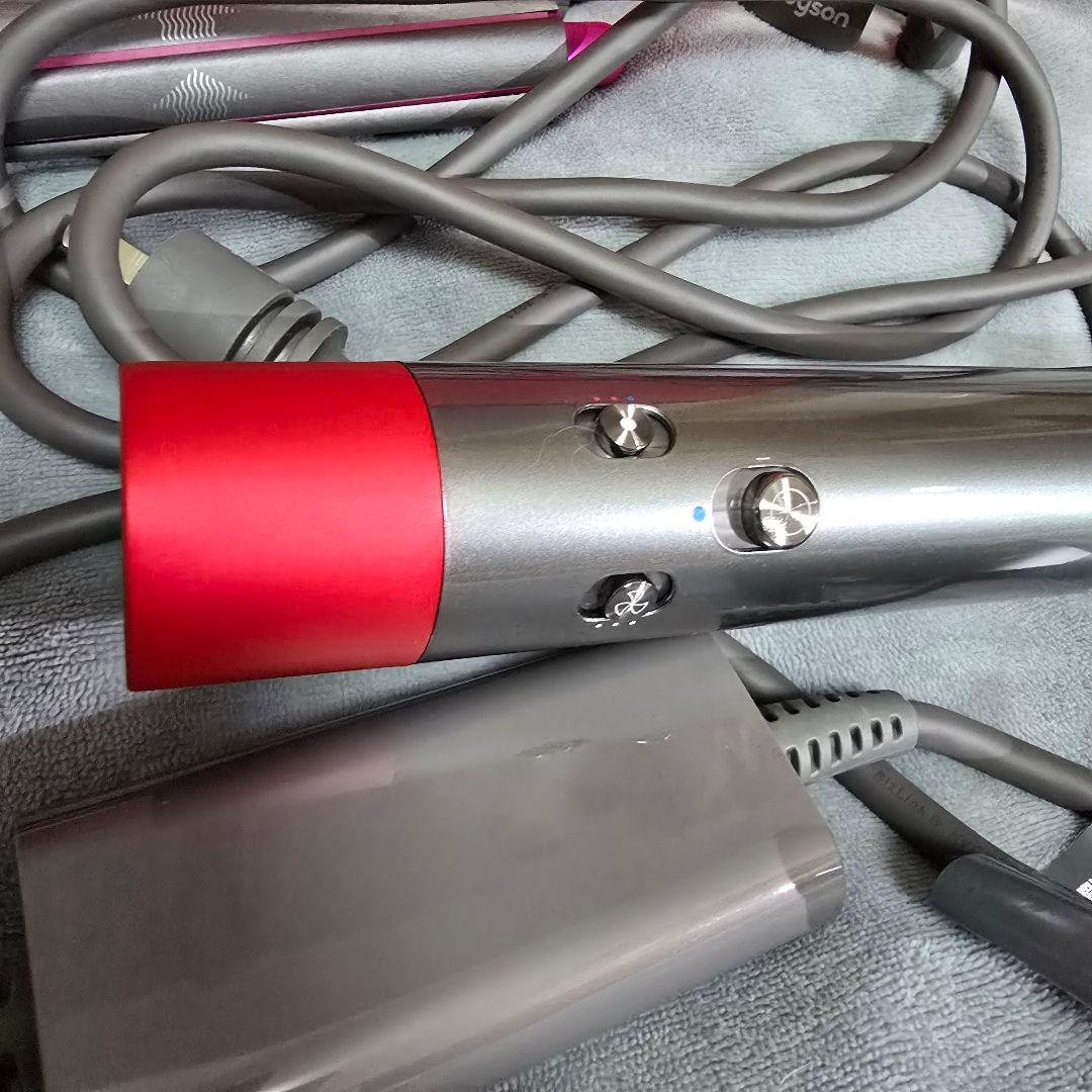 Dyson Airwrap ヘアドライヤー 赤　トラベルポーチ付き