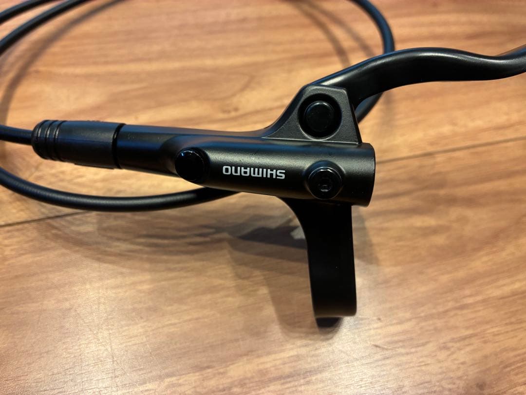 【未使用】【長さ調整可】　シマノ　油圧ディスクブレーキ　MT200