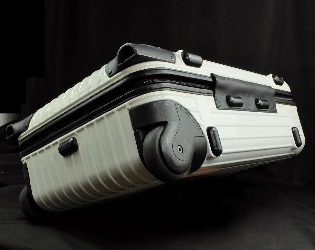 リモワ ハワイ限定白『Salsa DX 』 2輪 キャビントロリー 35L 美品