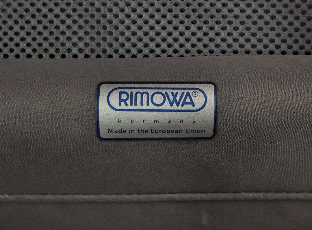 リモワ ハワイ限定白『Salsa DX 』 2輪 キャビントロリー 35L 美品