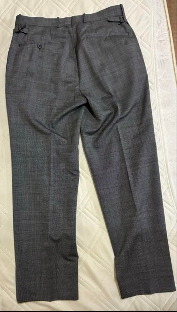 着用しようかと、お早目にFOREVER SLACKS 定価5