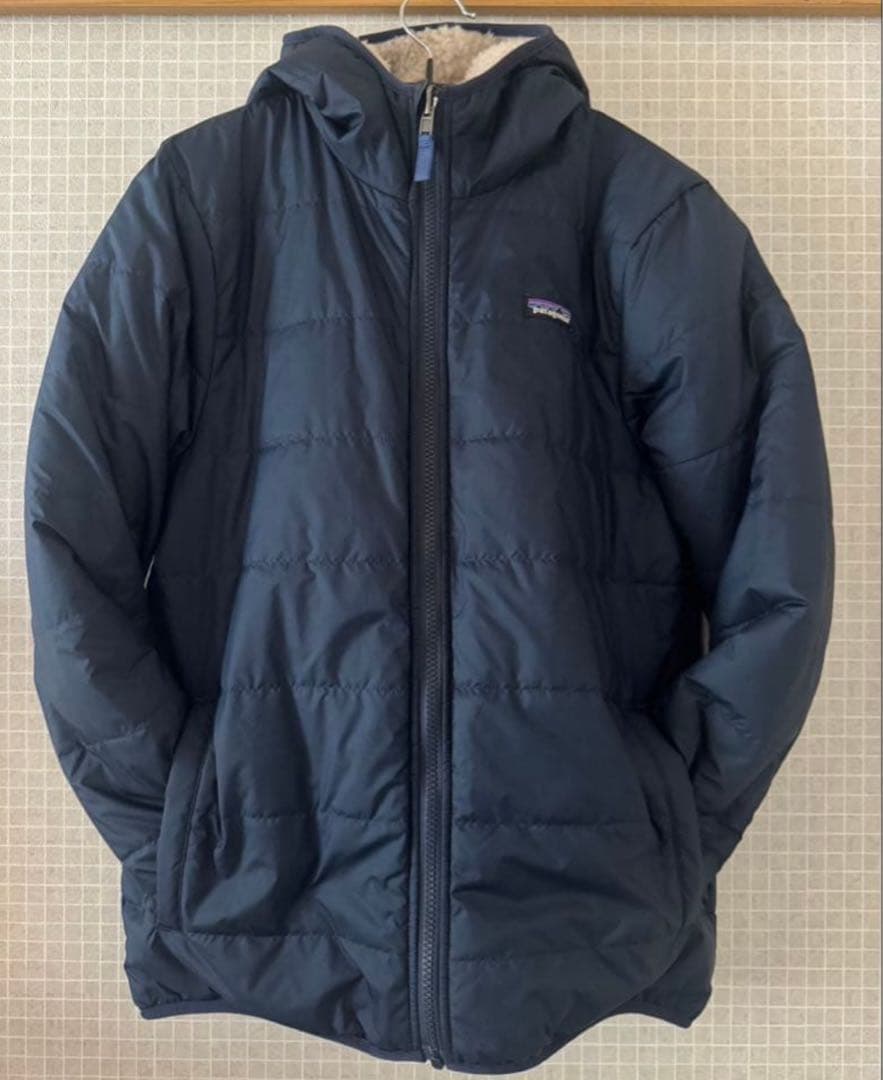 最終価格　パタゴニア キッズ リバーシブル レディ フレディ フーディ