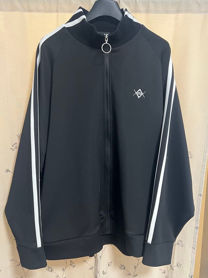 『REFLEM/レフレム』コフィンプリントトラックジャケット ジャージ