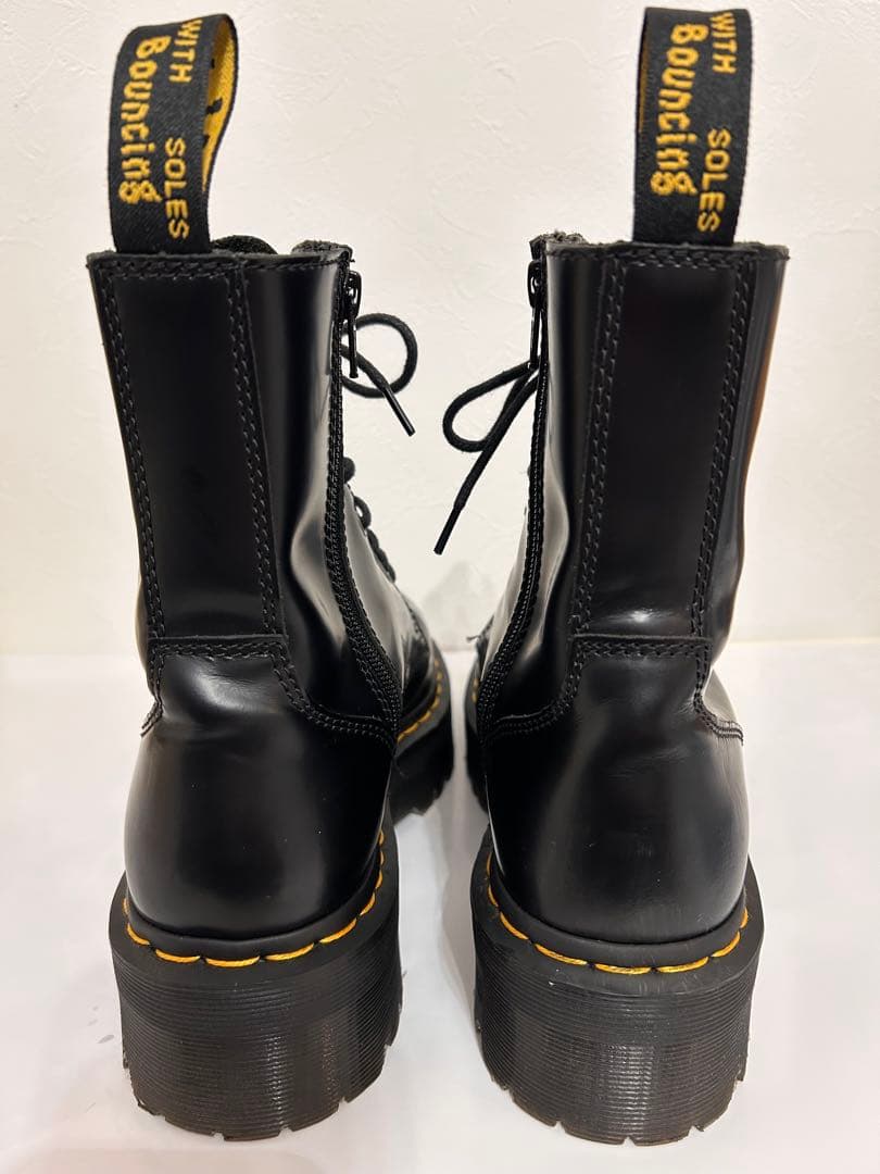 Dr.Martens JADON 8ホールブーツ　厚底 ブラック UK8