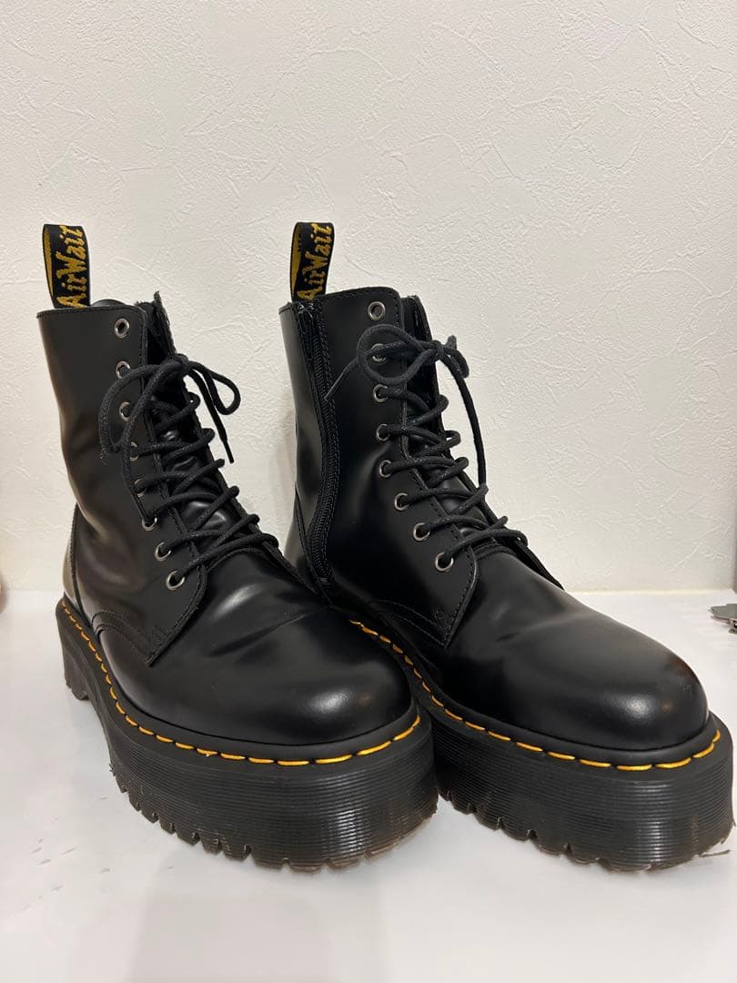 Dr.Martens JADON 8ホールブーツ　厚底 ブラック UK8