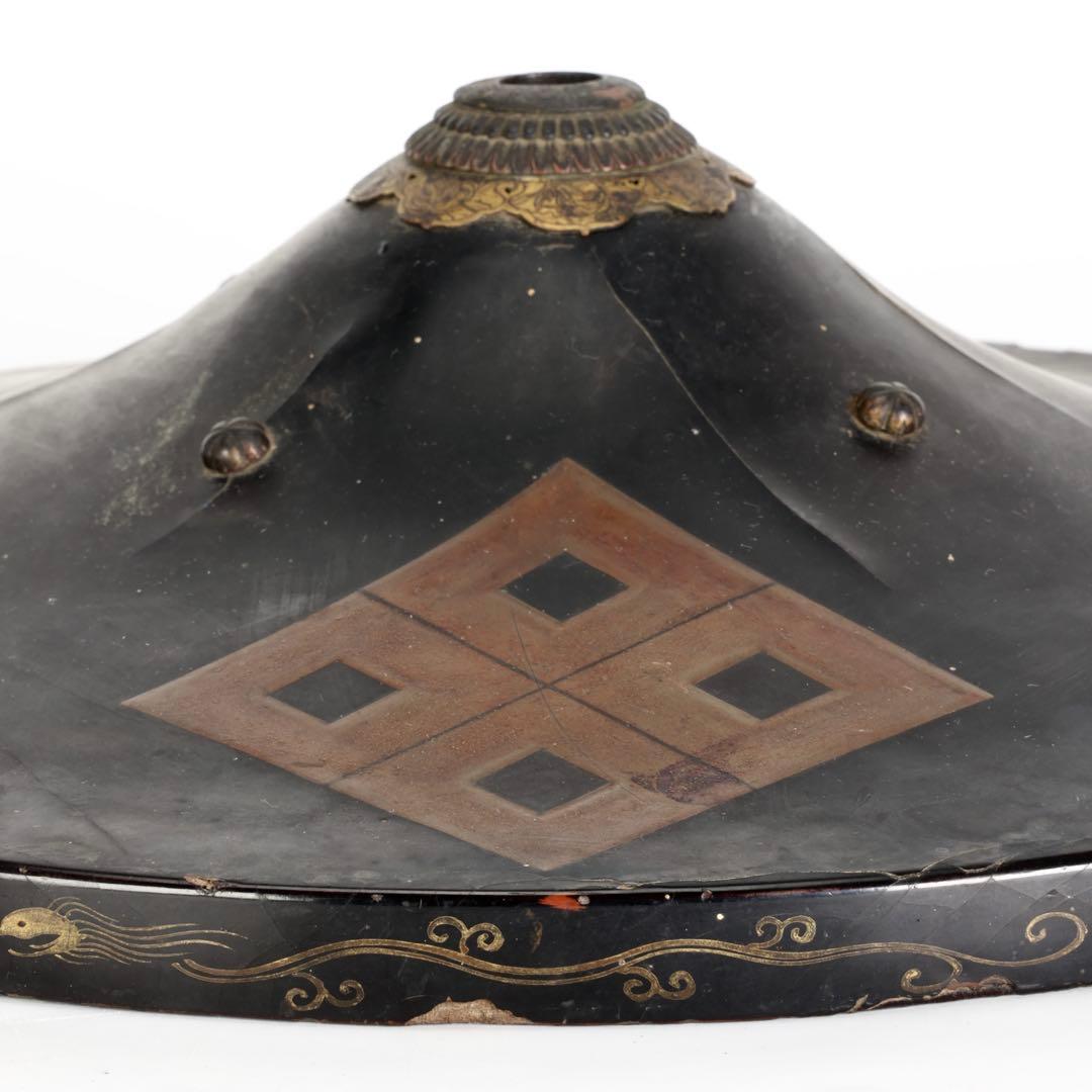 江戸期 黒漆塗 陣笠 四ツ目結紋 時代武具 甲冑 漆塗 朱塗 古民具 骨董品