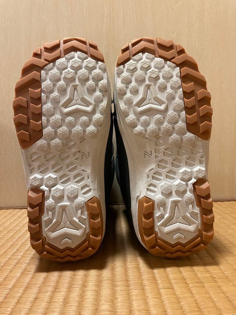 ナイデッカー　スノーボードブーツ　レディース　22.5cm