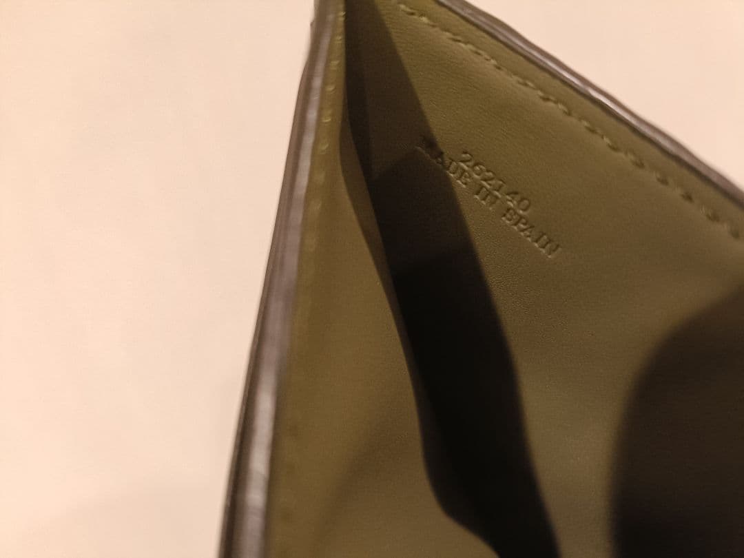 ロエベ リピート トライフォールド ウォレット アナグラム 三つ折り