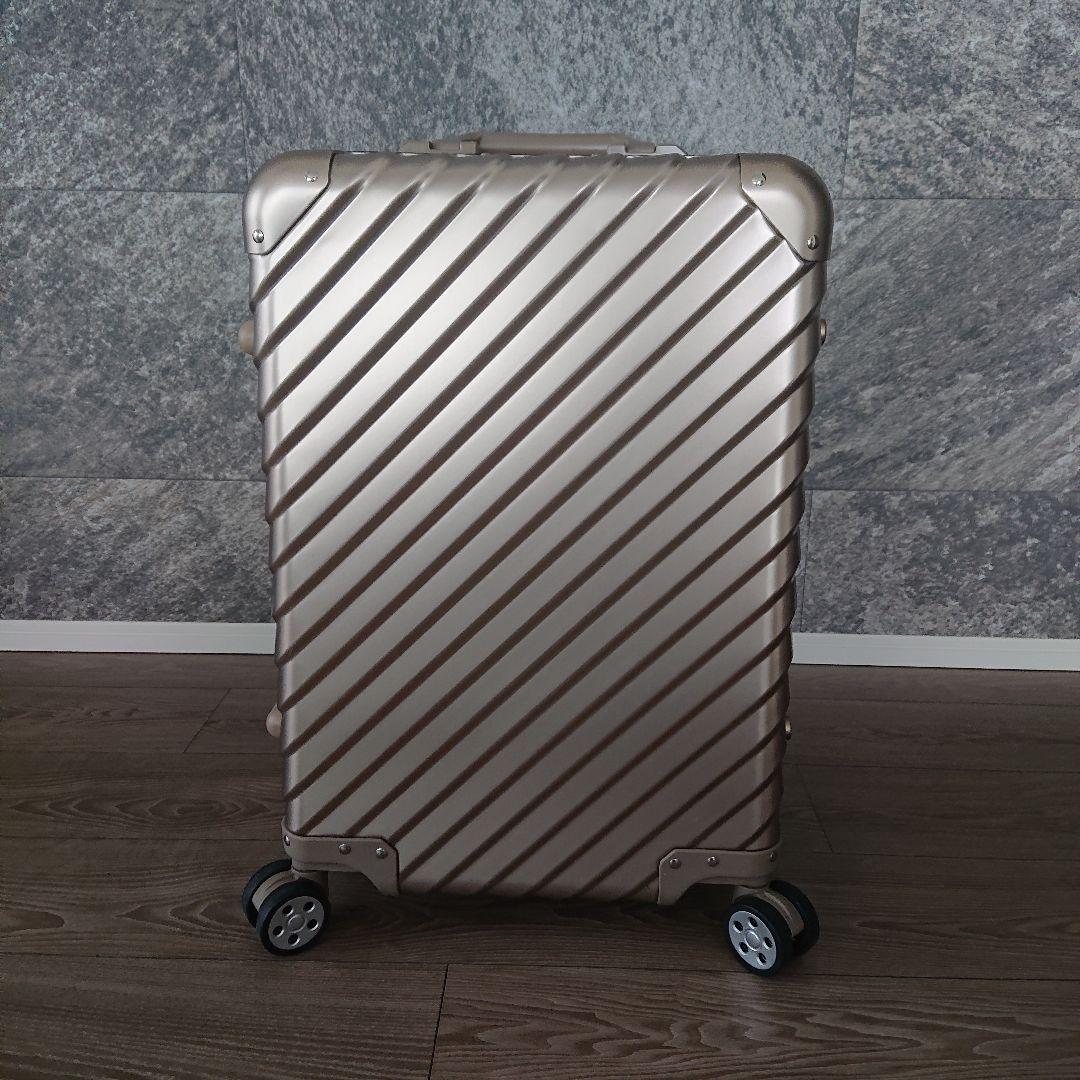 L 'ARMATURA 高級アルミスーツケース 【機内持ち込み】