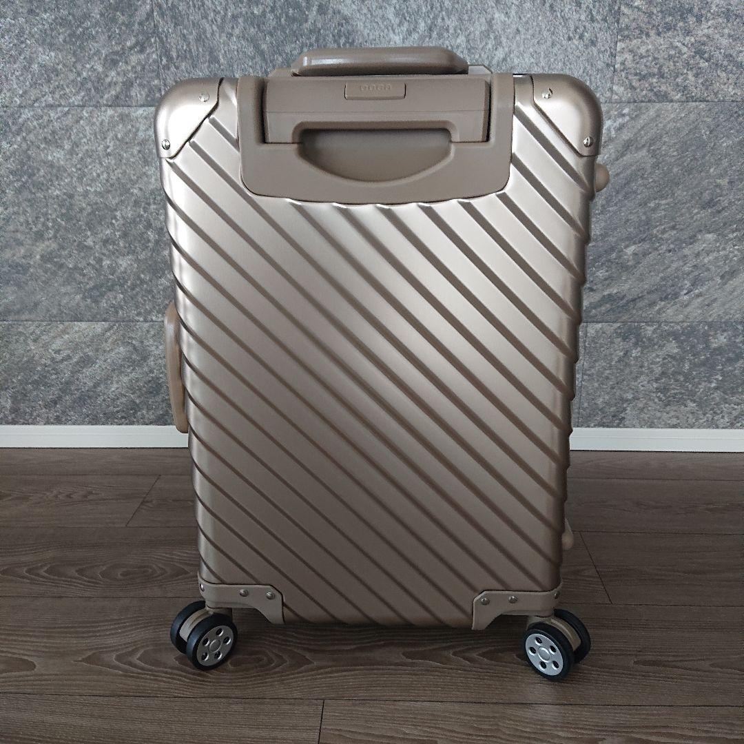 L 'ARMATURA 高級アルミスーツケース 【機内持ち込み】