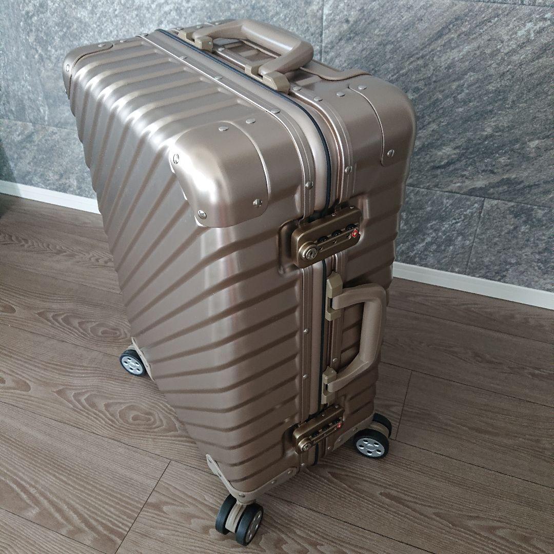 L 'ARMATURA 高級アルミスーツケース 【機内持ち込み】