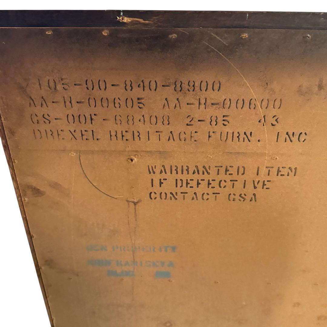 HR722 【希少デザイン】DREXEL HERITAGE カービングチェスト