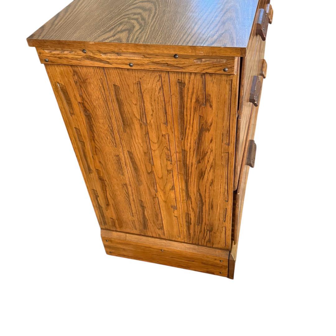 HR722 【希少デザイン】DREXEL HERITAGE カービングチェスト