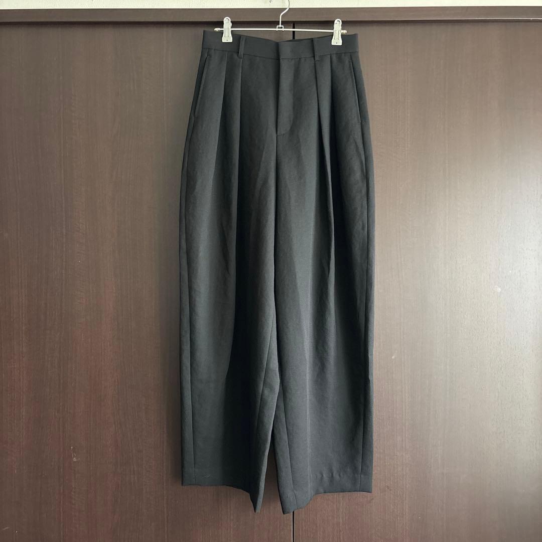 Curensology （カレンソロジー） プレーンツータックパンツ　黒　38