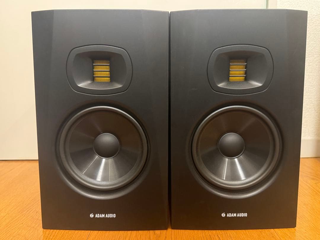 【美品】adam T7V スタジオモニタースピーカー　ペア