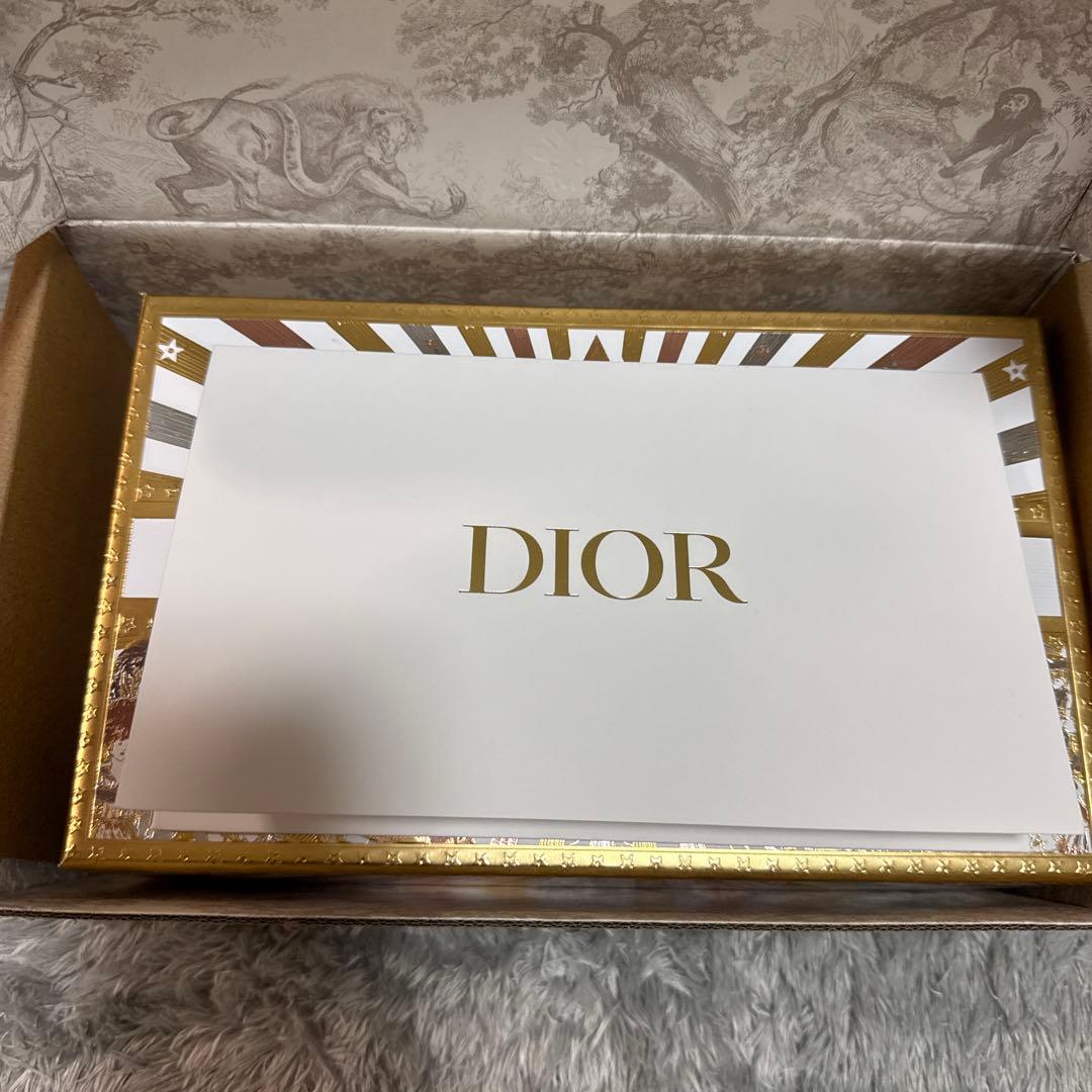 DIOR ホリデーコレクション2025 アディクトリップグロウ　マキシマイザー