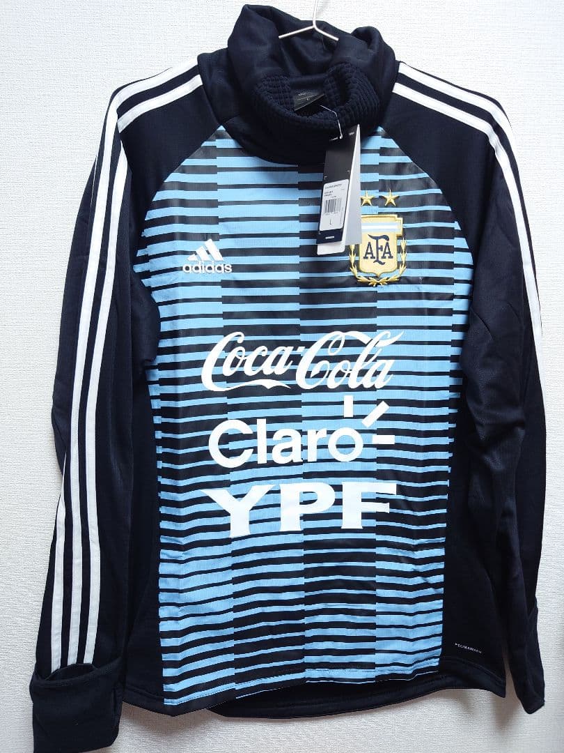 未使用　adidas　アルゼンチン代表　防寒ピステ