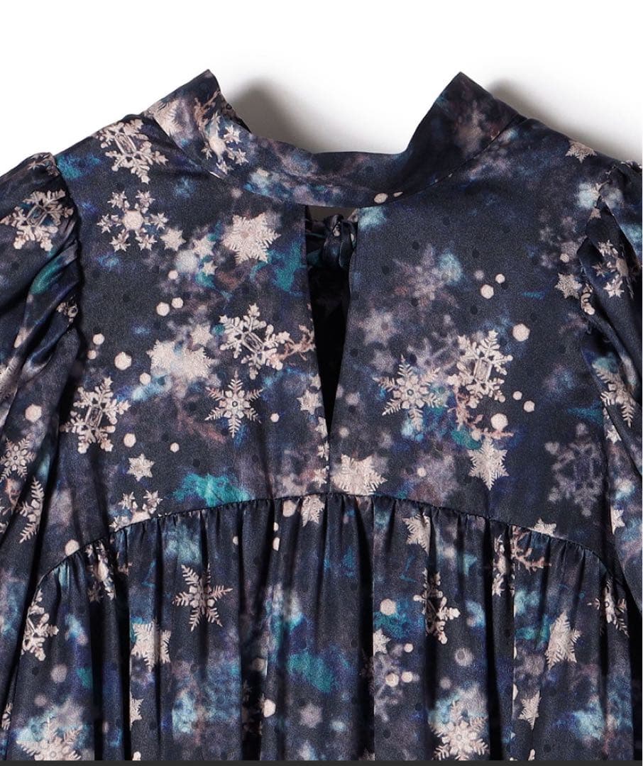 Arobe:スノー フレーク プリント ティアード ワンピース