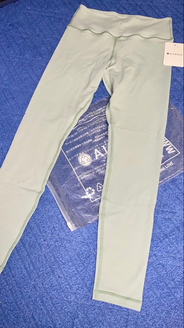 AUMNIE(アムニー) ブラ(S)&レギンス(M)セット OASIS