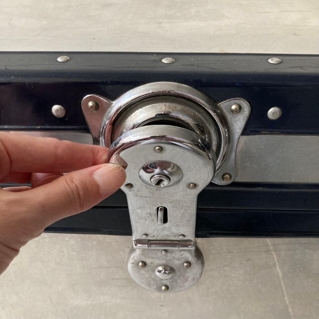 ヴィンテージ 大型トランク 船舶トランク インダストリアル 収納 ローテーブル