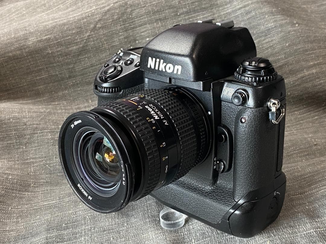 フィルムカメラ Nikon F5 &AF NIKKOR 24-50mm F3.3-4.5D