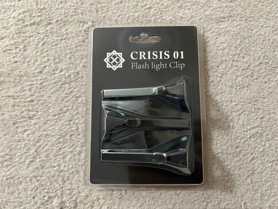 田村装備開発 『CRISIS 01 』タクティカルライト