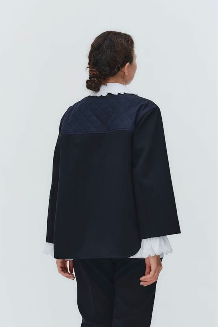 Yori 2026SP 今季新作　リップルキルトジャケット　ネイビーノーカラー