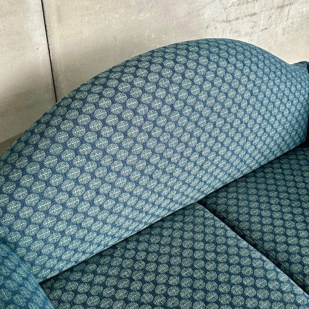 ◆レトロモダンソファ◆ 重厚×優雅　アンティーク調デザイン×希少モデル