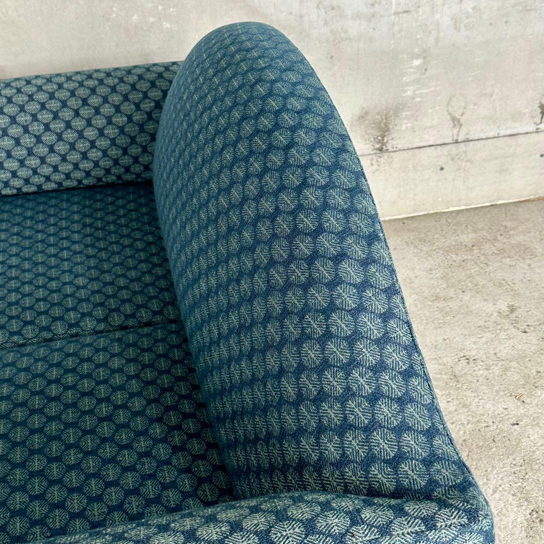 ◆レトロモダンソファ◆ 重厚×優雅　アンティーク調デザイン×希少モデル