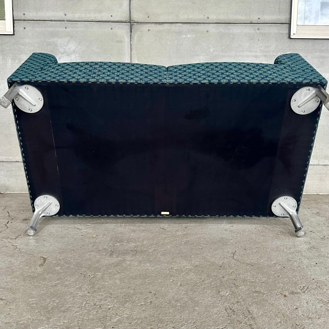 ◆レトロモダンソファ◆ 重厚×優雅　アンティーク調デザイン×希少モデル