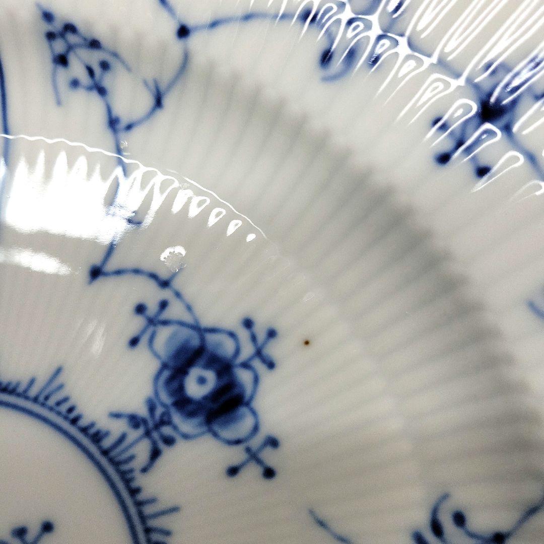 ロイヤルコペンハーゲン　ハーフレース２５センチ　プレート１枚