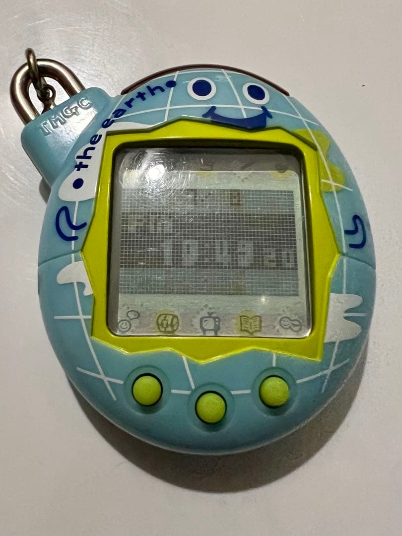 ★希少品★いぇー!ふぁみりーイロイロ! 　たまごっちプラス 　ふぁみたまワールド