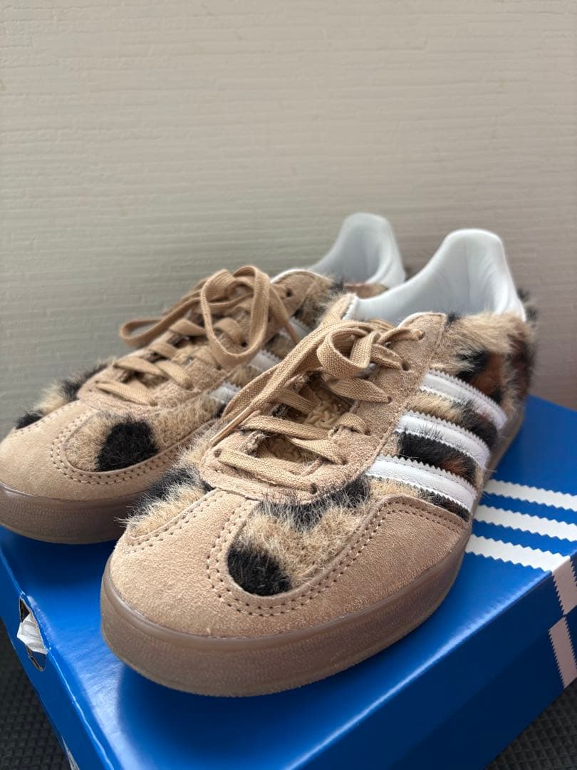 adidas atmos ベージュブラウン ヒョウ柄 ファースニーカー 24cm