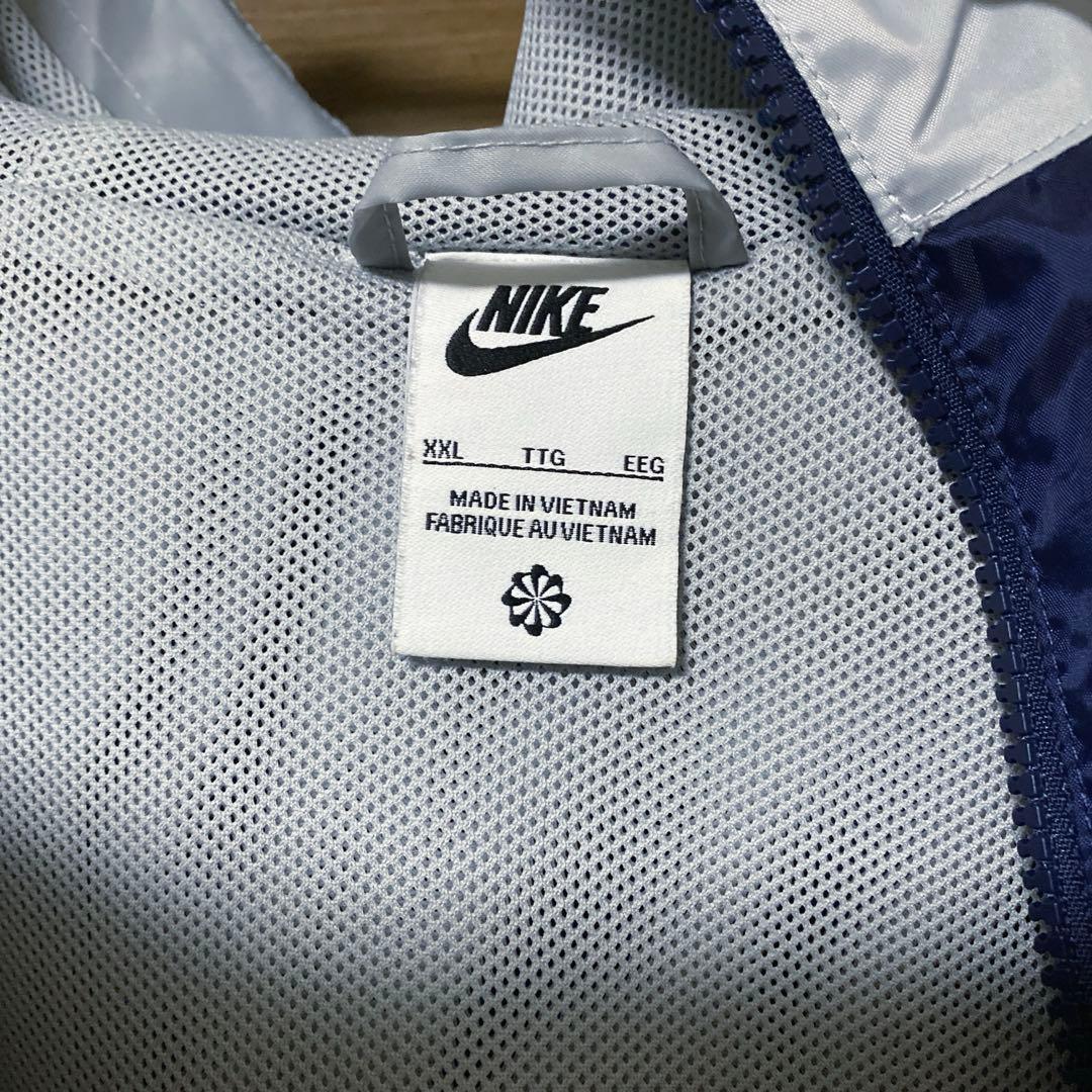美品NIKE ナイロンジャケット　グレー　ネイビー