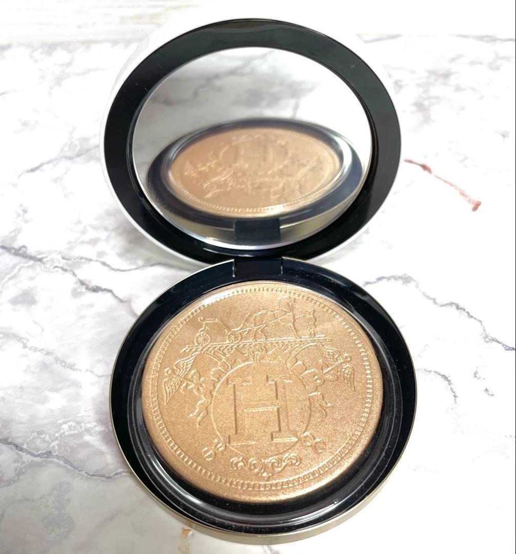 値下 新品未使用　HERMES POUDRE D'ORFÈVRE フェイスパウダ