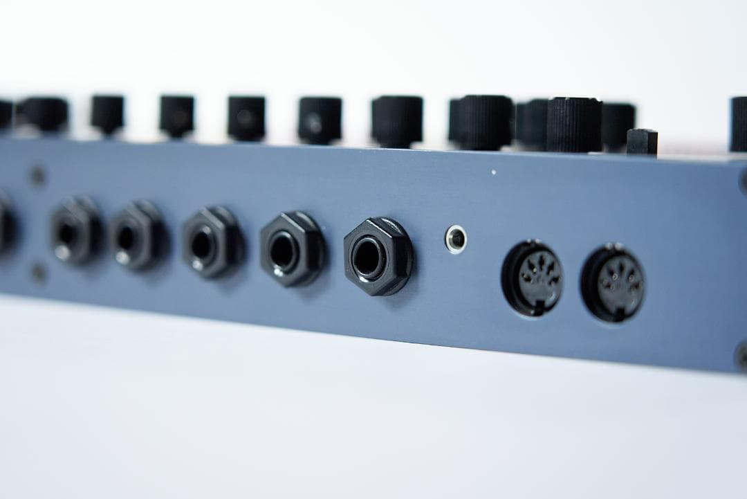 Acidlab miami アナログ ドラムマシン