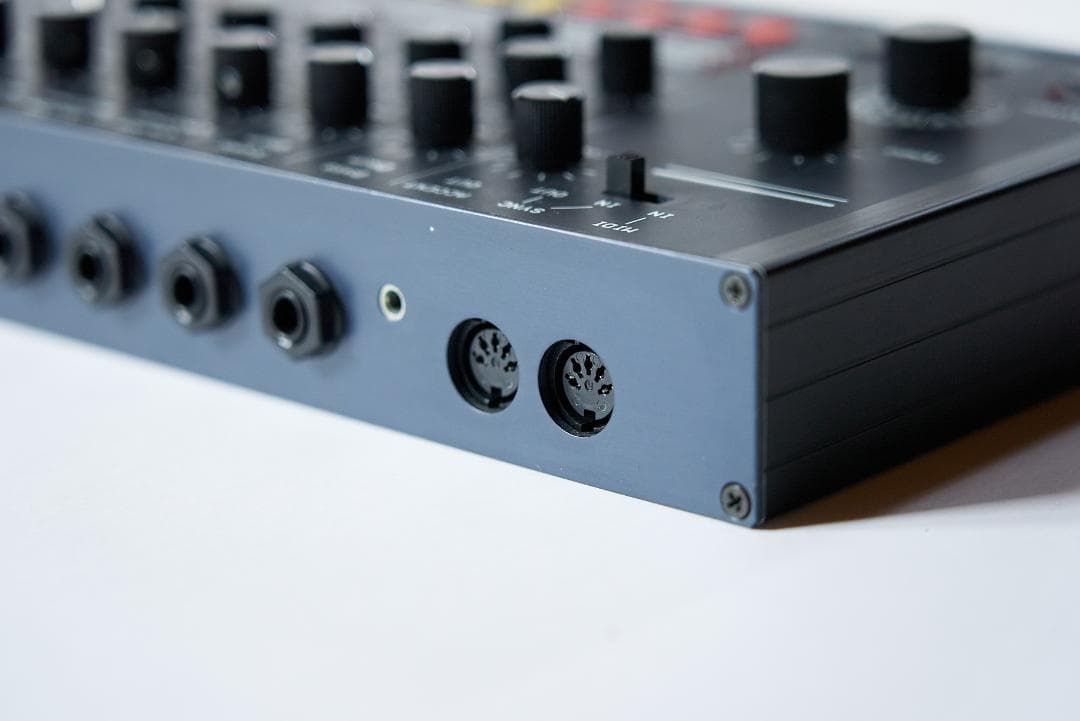 Acidlab miami アナログ ドラムマシン