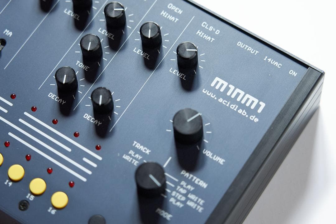 Acidlab miami アナログ ドラムマシン