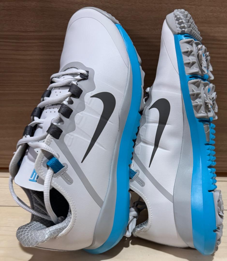 タイガー ウッズ '13 メンズゴルフシューズ (ワイド) DR5753-001