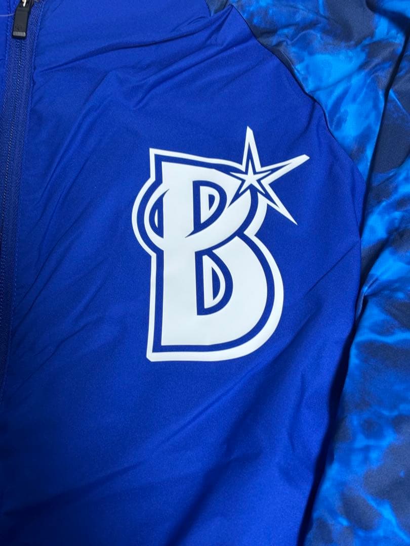 横浜denaベイスターズ オーセンティックウインドブレーカー XOサイズ 新品