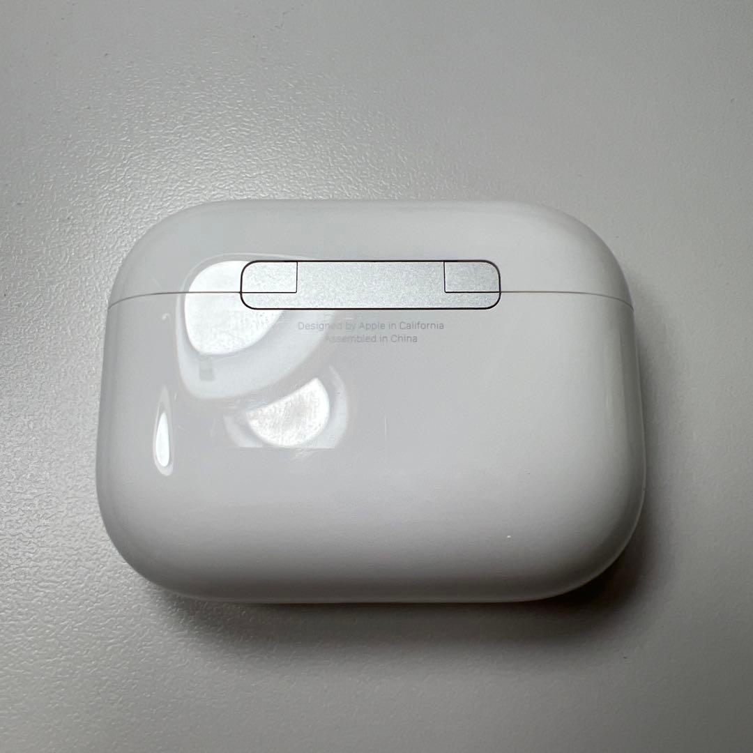 Apple AirPods Pro 第3世代 充電ケース A3122 66