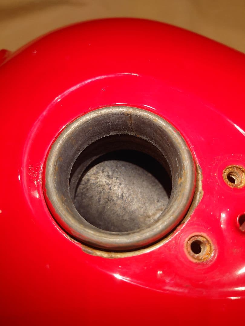 【週末限定！値下げ中】250TR タンク 赤 キャブ車