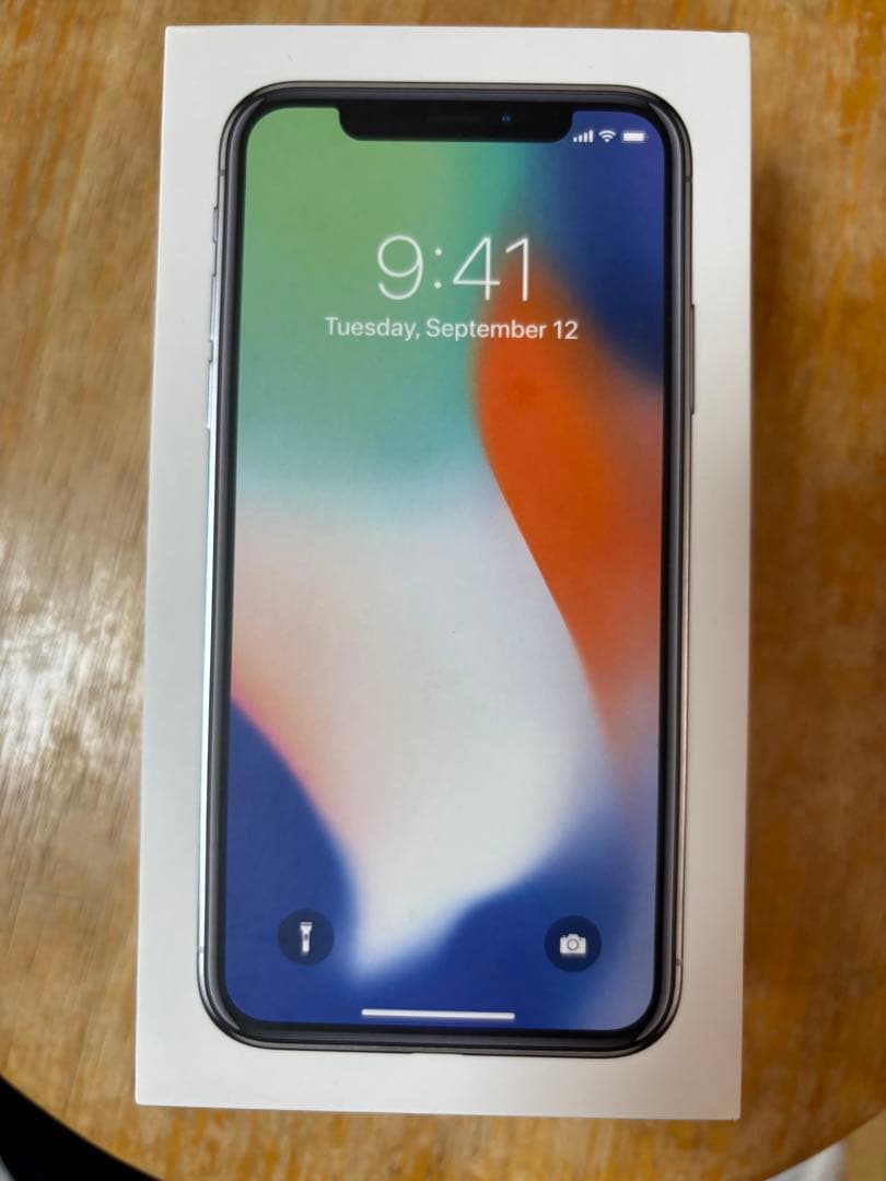 Apple iPhoneX(画面にヒビあり)