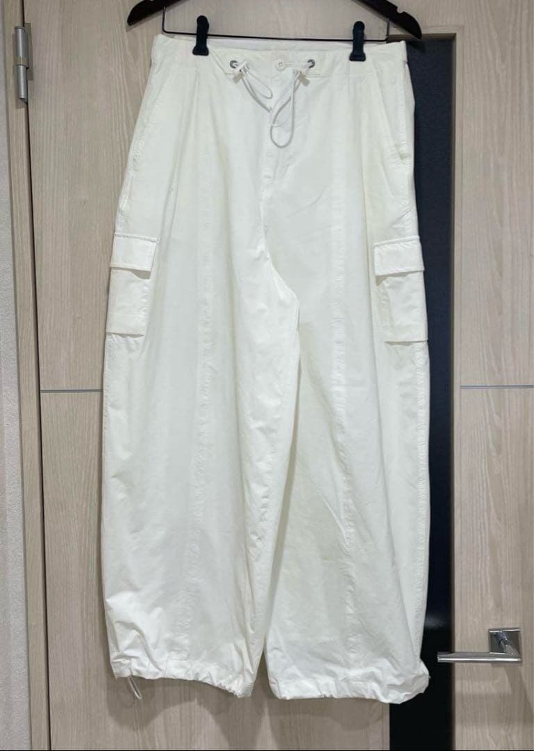 美品　アングリッド　ナイロン混ミリタリールーズパンツ　ホワイト