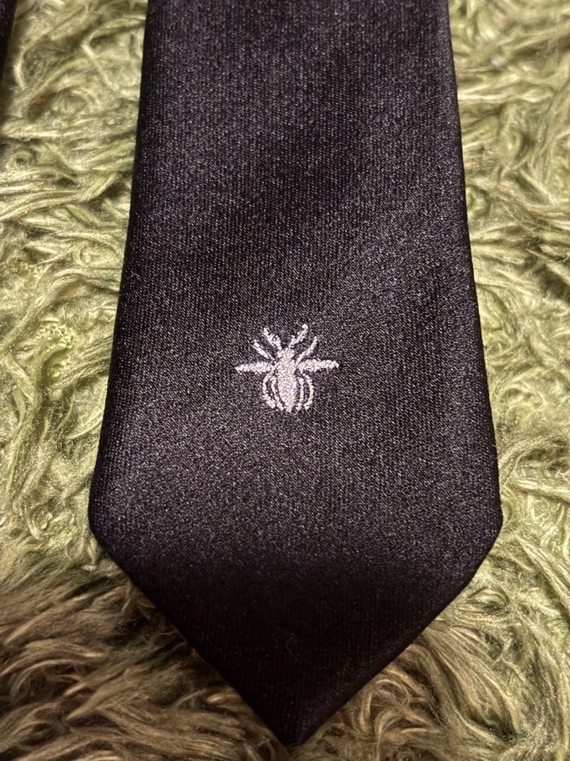 サ*ス様 Dior homme ディオールオム　ネクタイ BEE ソリッド　ナロ