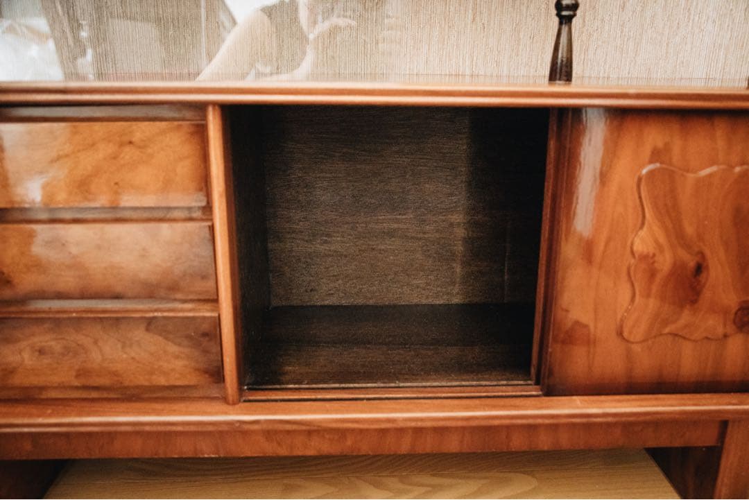 水屋箪笥/レトロな木製キャビネット